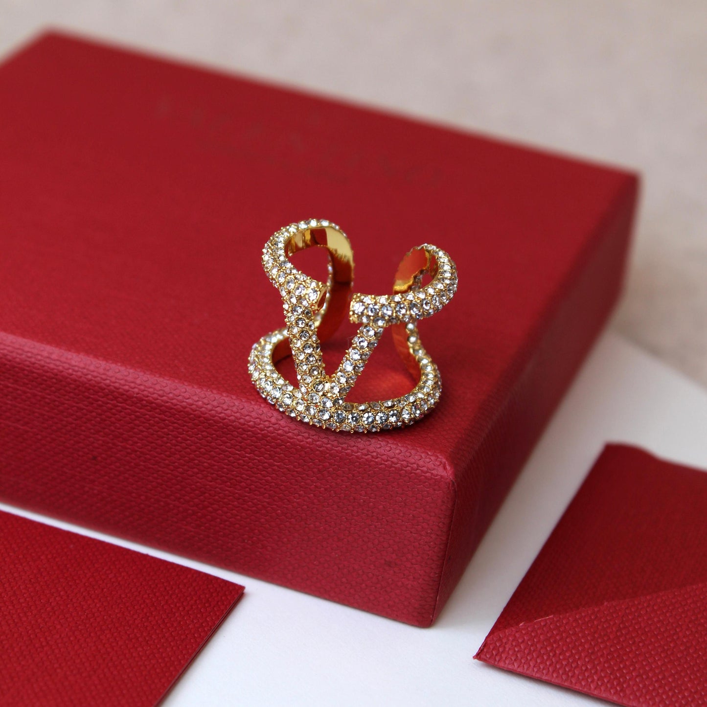 Valentino Garavani VLogo Signature Pearl Ring