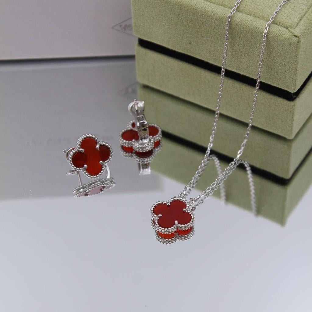 Van Cleef & Arpels Vintage Alhambra Pendant Necklace