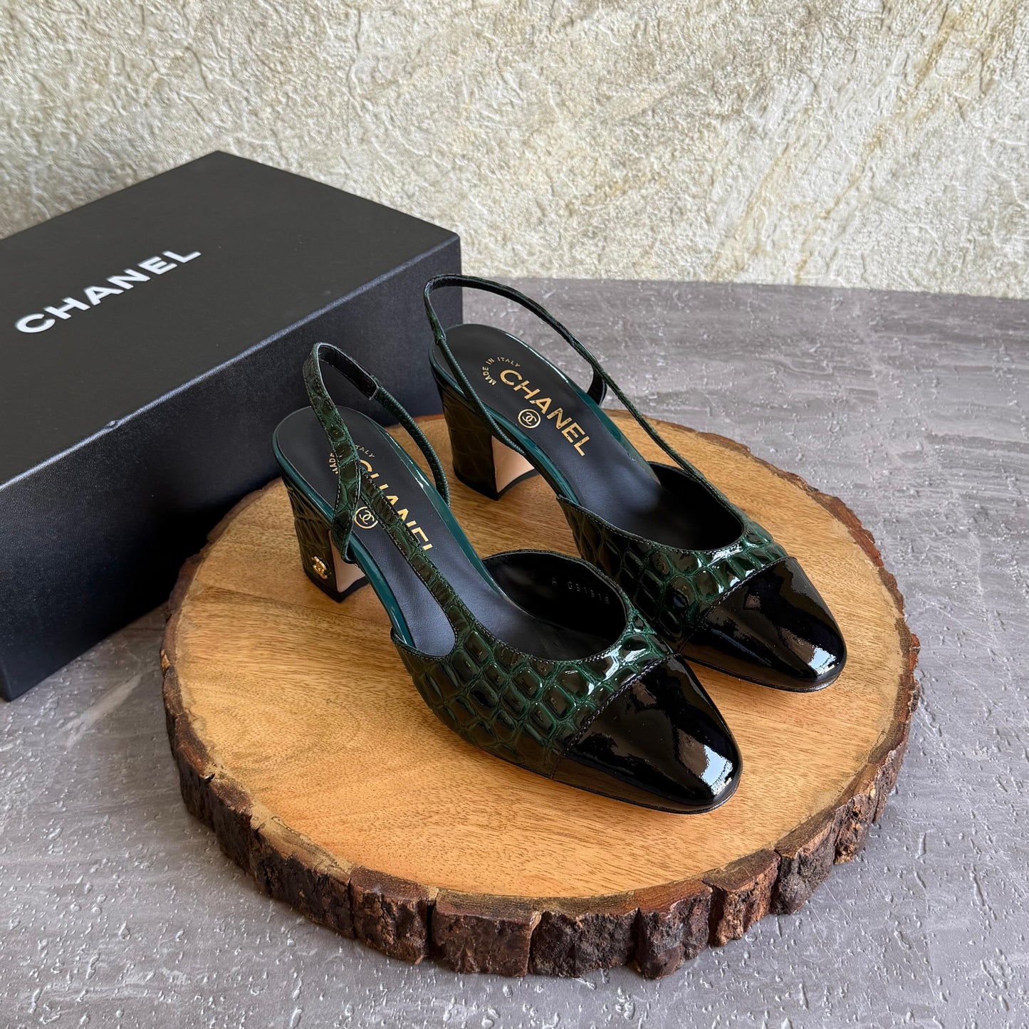 Chanel Crocodile-Embossed Patent Leather Cap-Toe Slingback Pumps