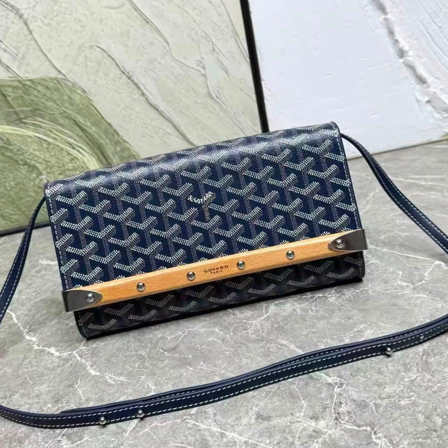 Goyard Monte-Carlo PM Clutch