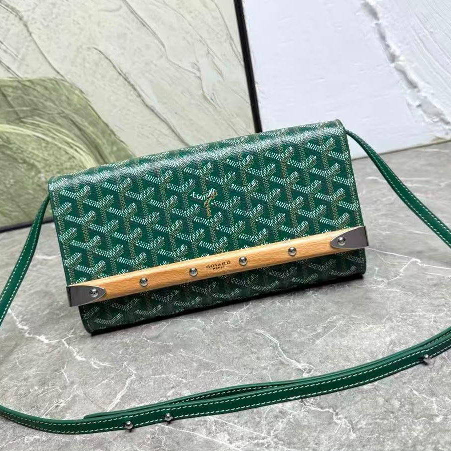Goyard Monte-Carlo PM Clutch