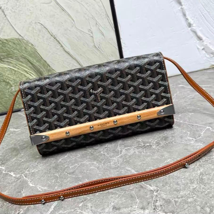 Goyard Monte-Carlo PM Clutch
