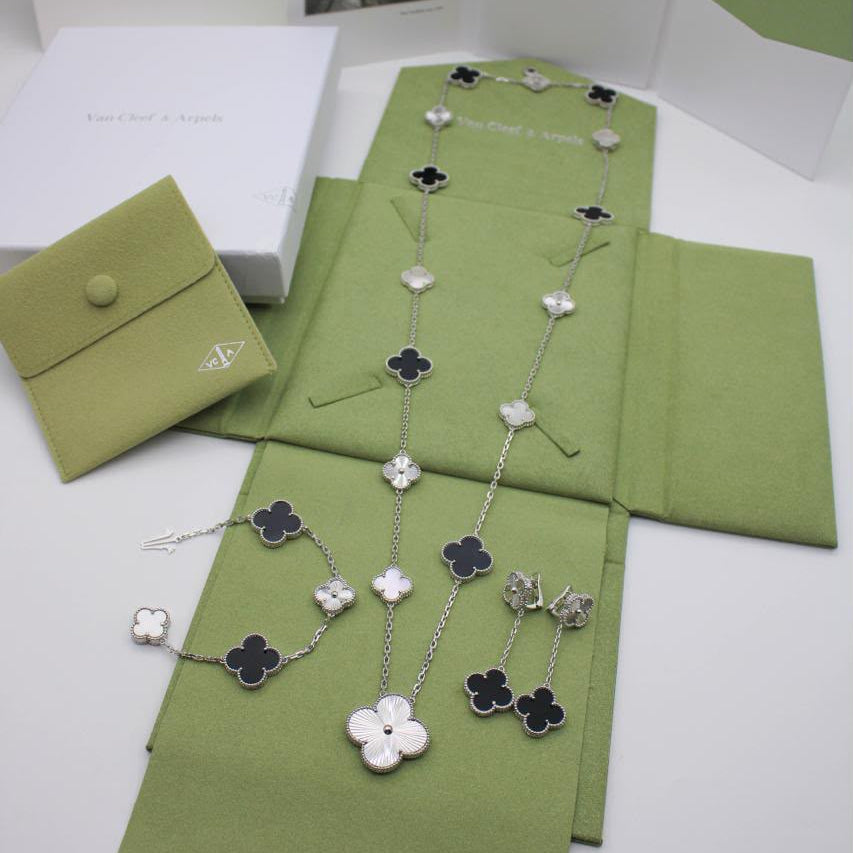 Van Cleef & Arpels Magic Alhambra Collection