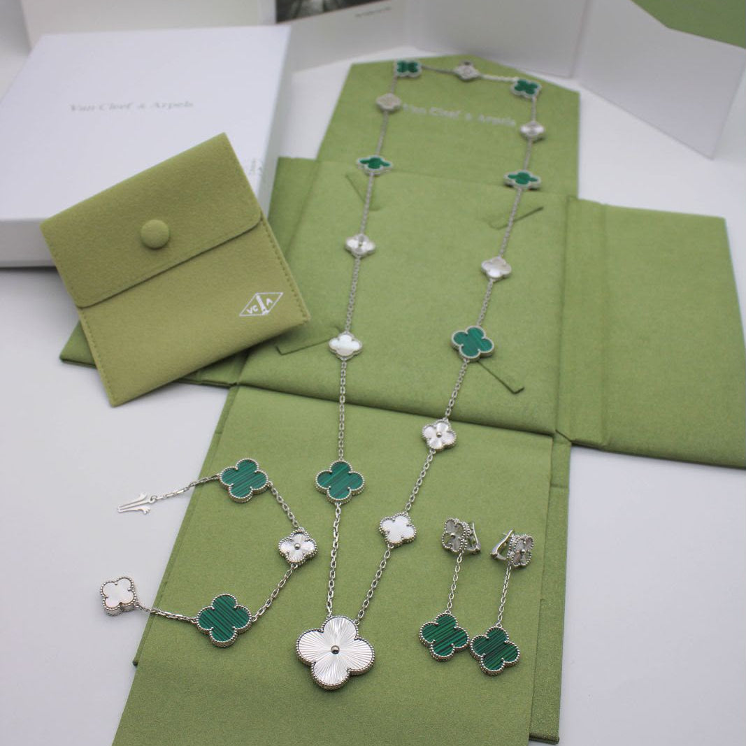 Van Cleef & Arpels Magic Alhambra Collection