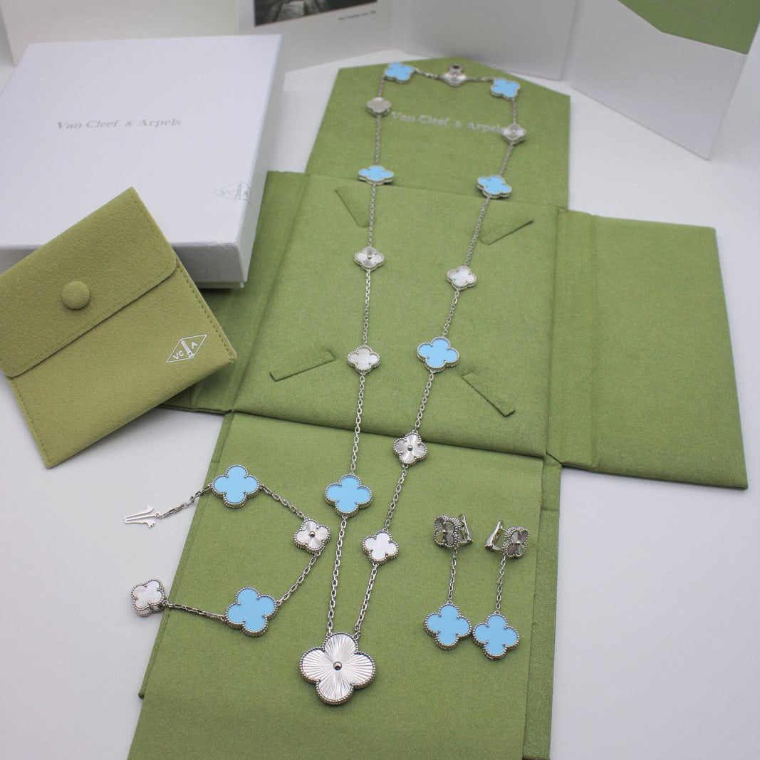 Van Cleef & Arpels Magic Alhambra Collection