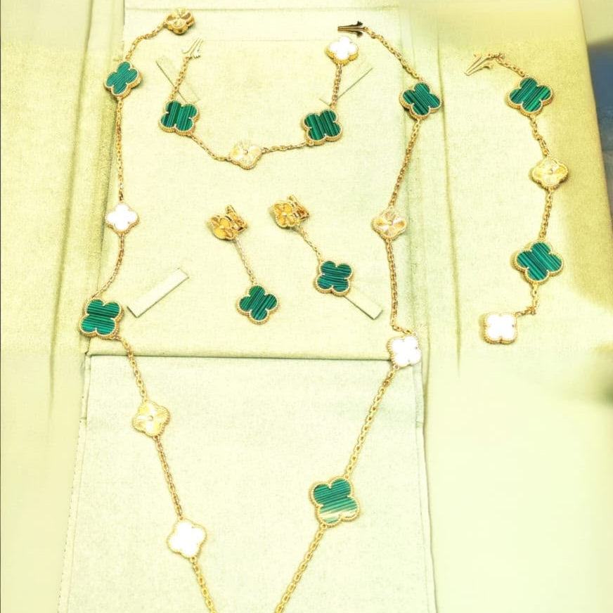 Van Cleef & Arpels Magic Alhambra Collection
