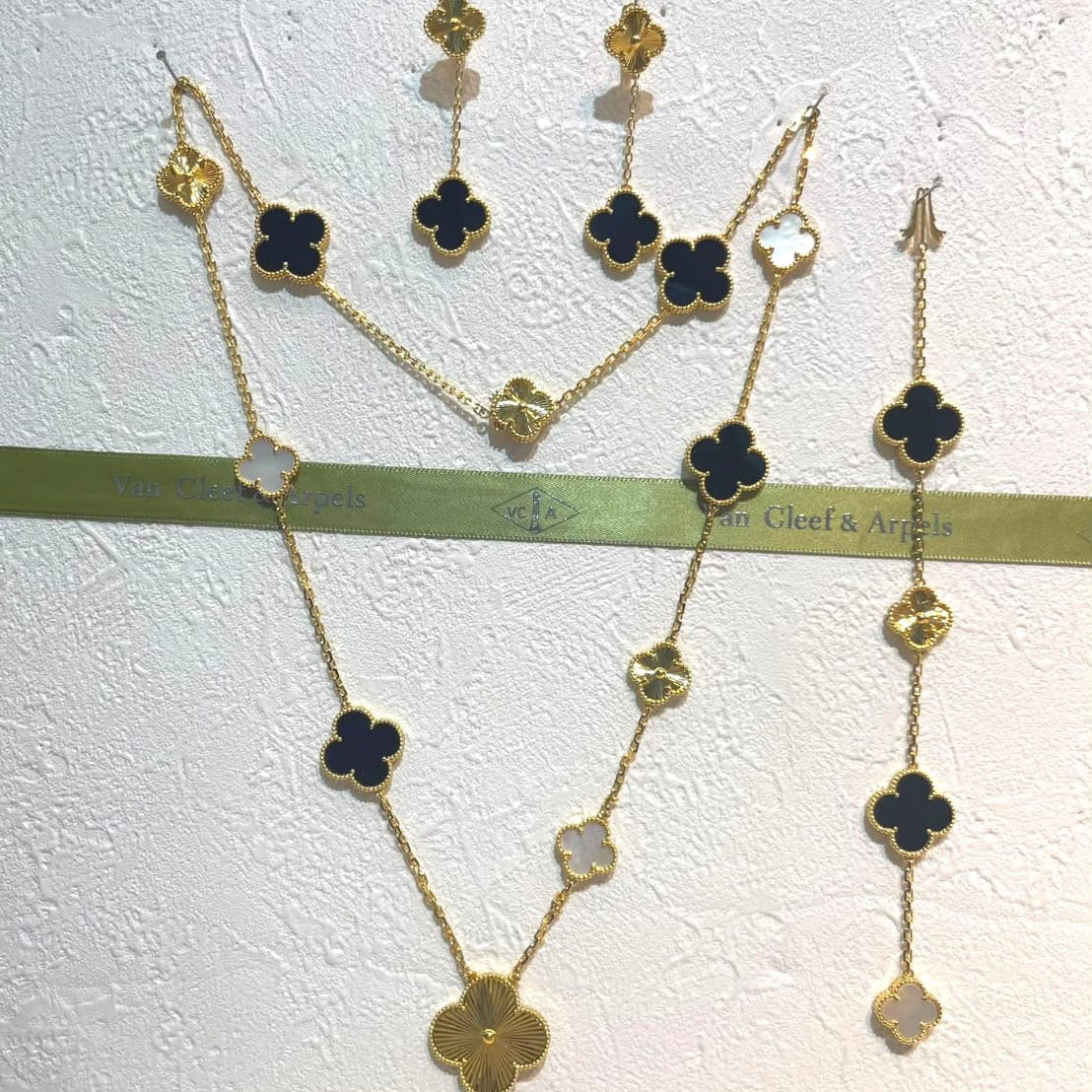 Van Cleef & Arpels Alhambra Collection