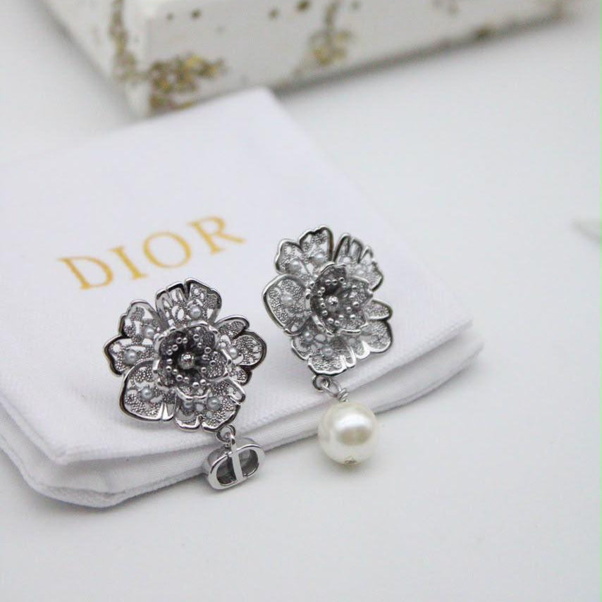 Dior Costume Earring