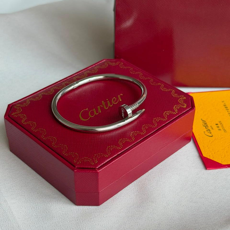 Cartier Juste un Clou bracelet