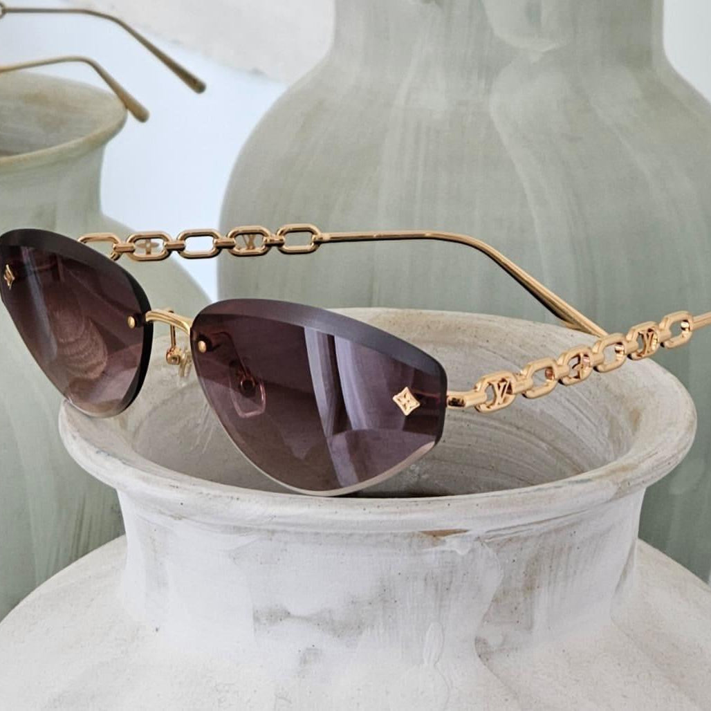 Louis Vuitton LV Jewel Low Cat Eye Sunglasses