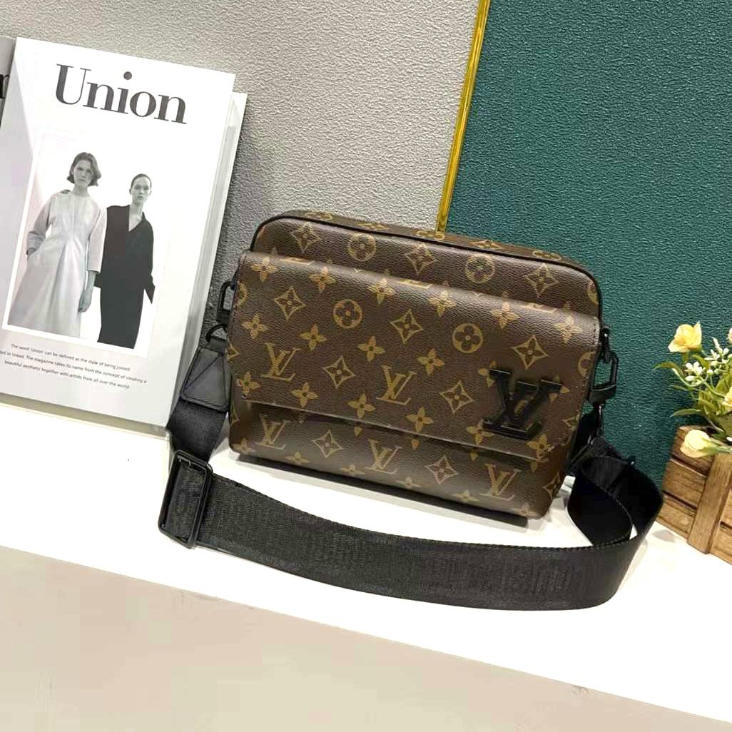 Louis Vuitton S Lock Messenger Bag