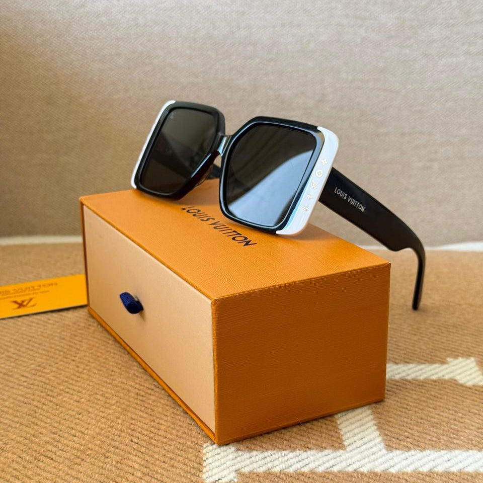 Louis Vuitton Style #26 Sunglasses