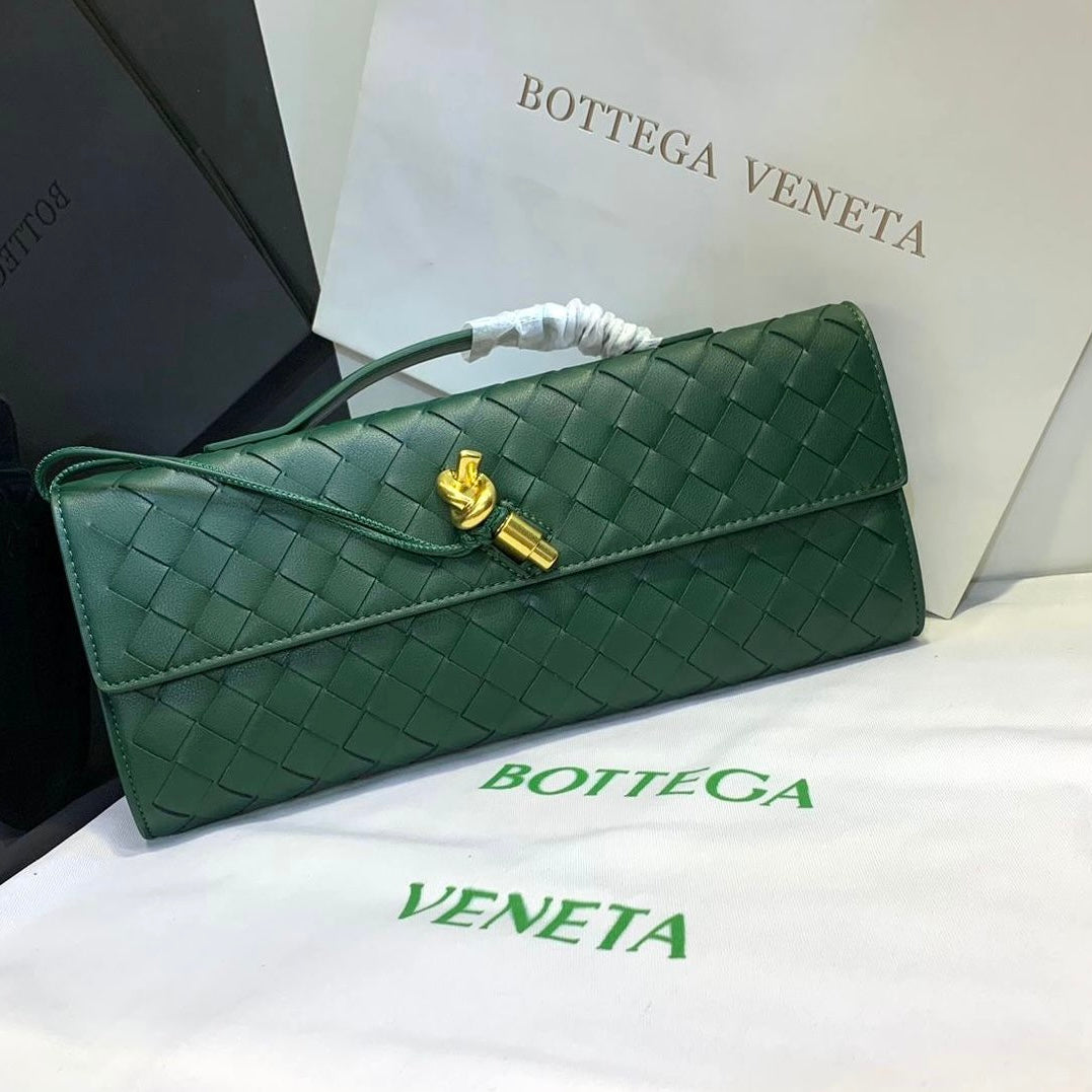 Bottega Veneta Long Andiamo Handle Clutch in Leather Bag