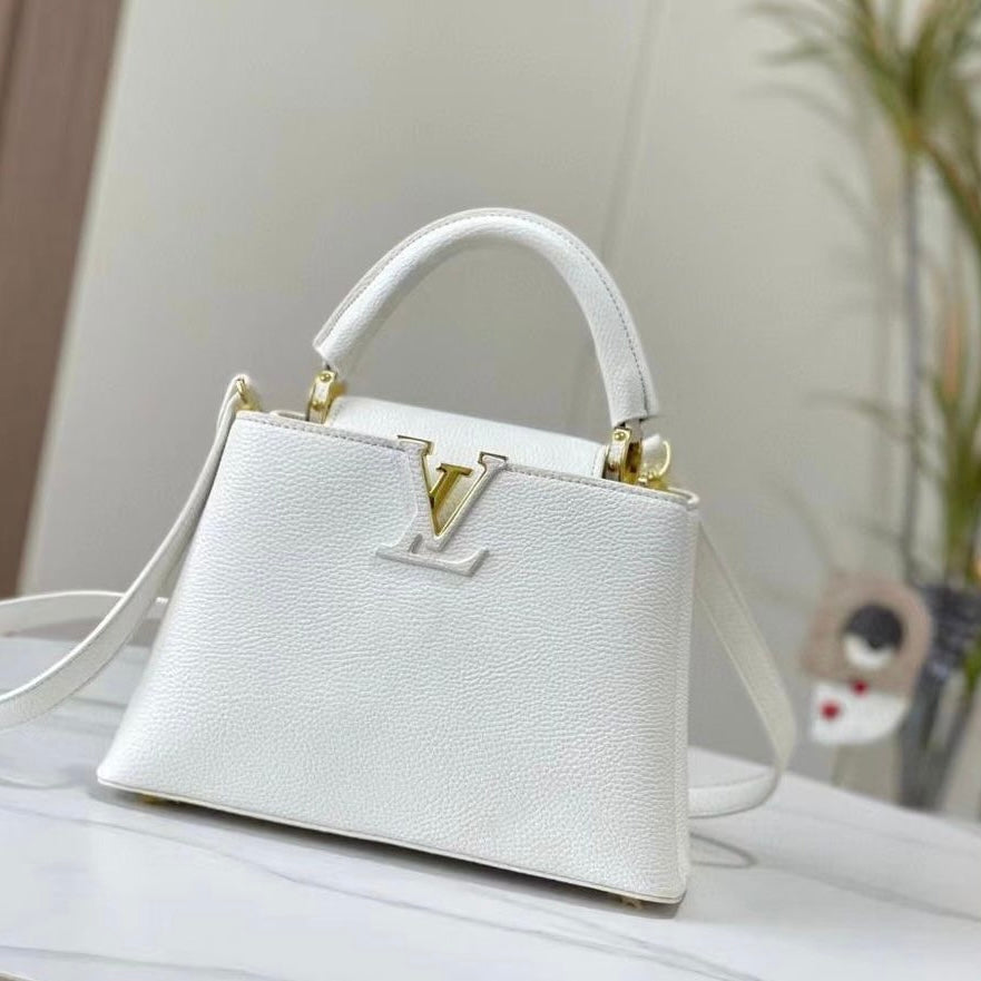 Louis Vuitton Capucines Style#4 Bag