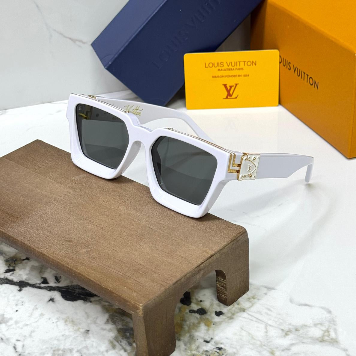 Louis Vuitton Style #22 Sunglasses