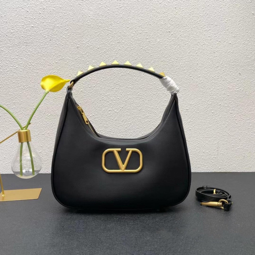 Valentino Stud Sign leather Bag – Devoshka