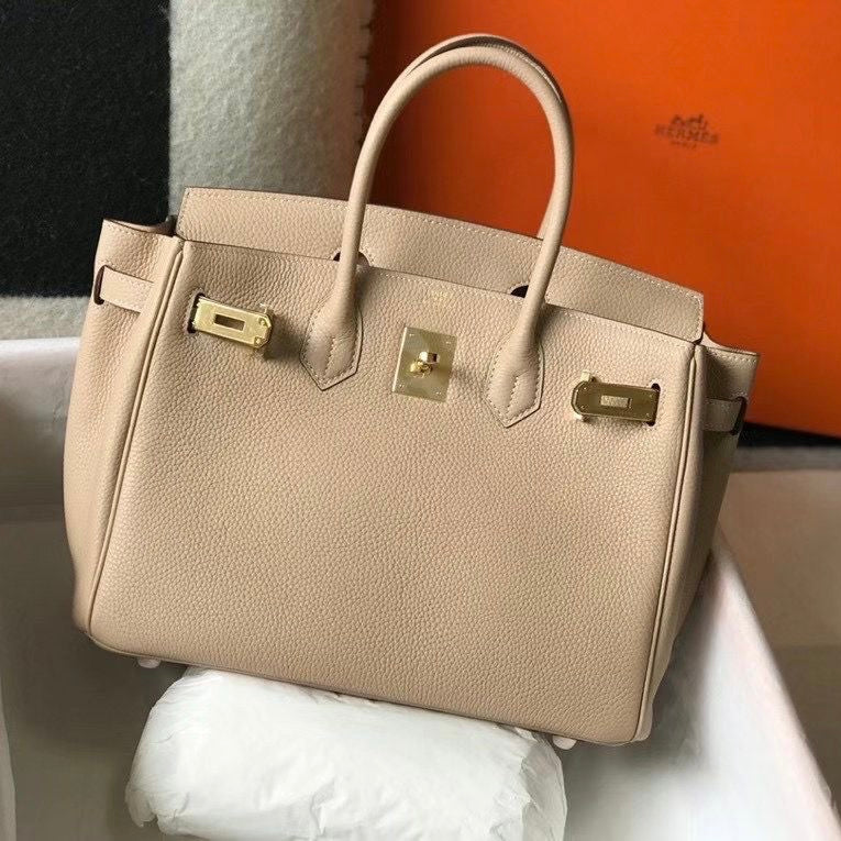 All about the Hermès Kelly bag collection | Hermès USA