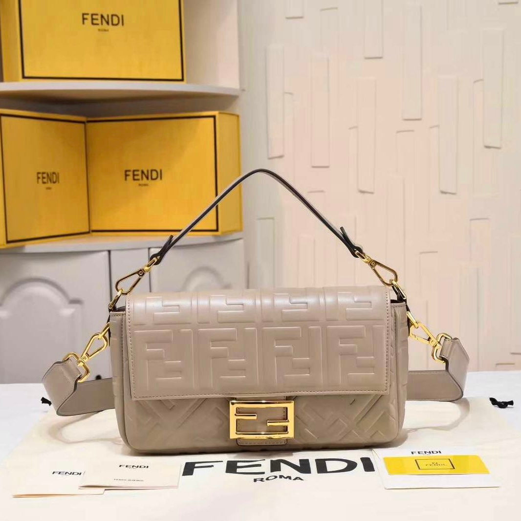 Fendi Baguette continental Bag