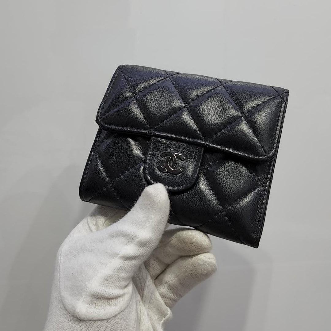 chanel wallet black caviar