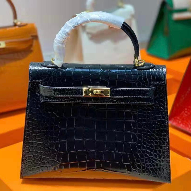 Hermes Kelly Caviar Small 22Cm Bag – Devoshka