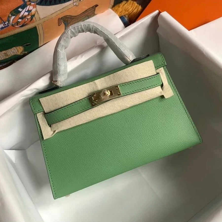 Hermes BN Kelly Togo Caviar 21CM Bag